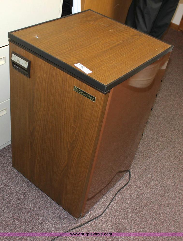 image for item 6292 Goldstar refrigerator