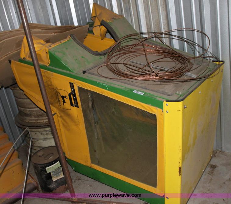 image for item 6295 John Deere lawn mower cab