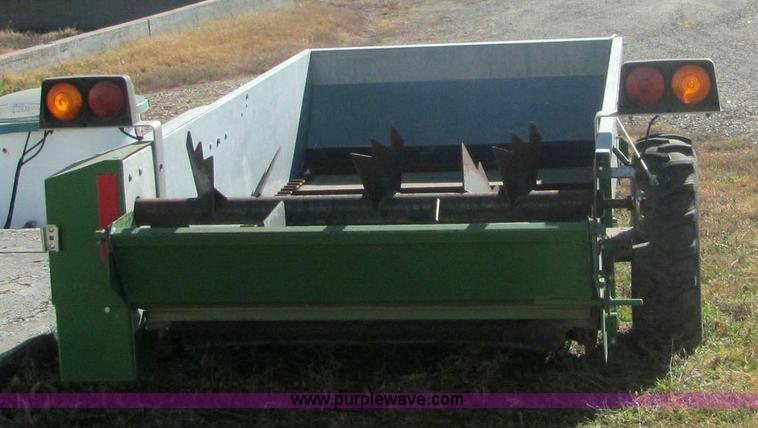 image for item 6326 Frontier MS1108 manure spreader