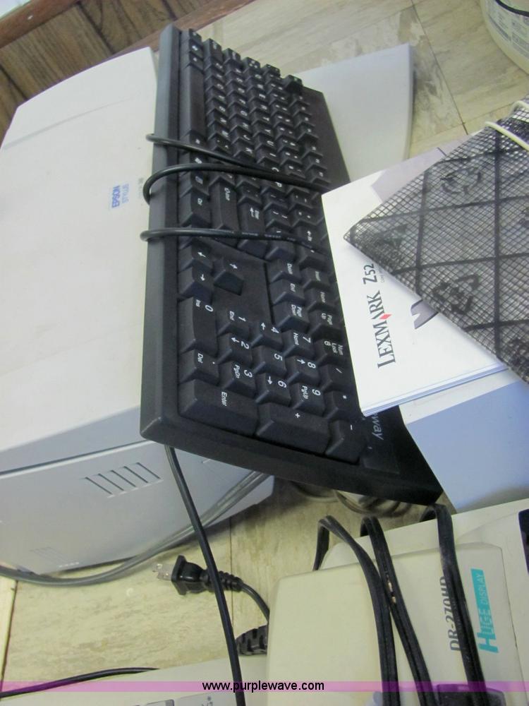 image for item 6329 Assorted computer accessories