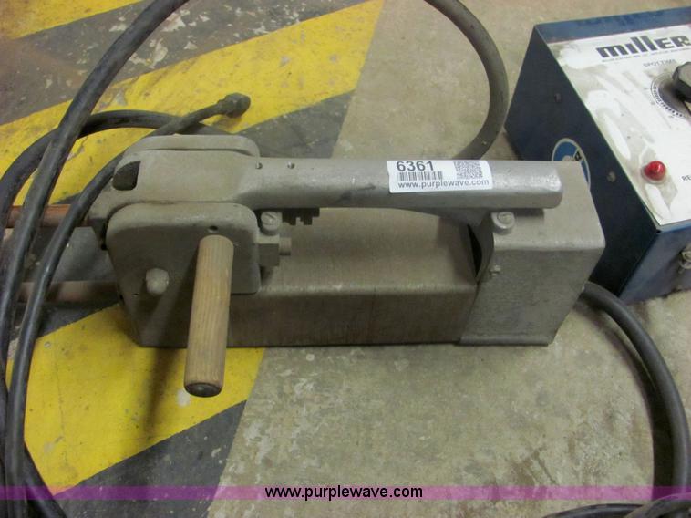 image for item 6361 Miller WT-1515 spot welding machine
