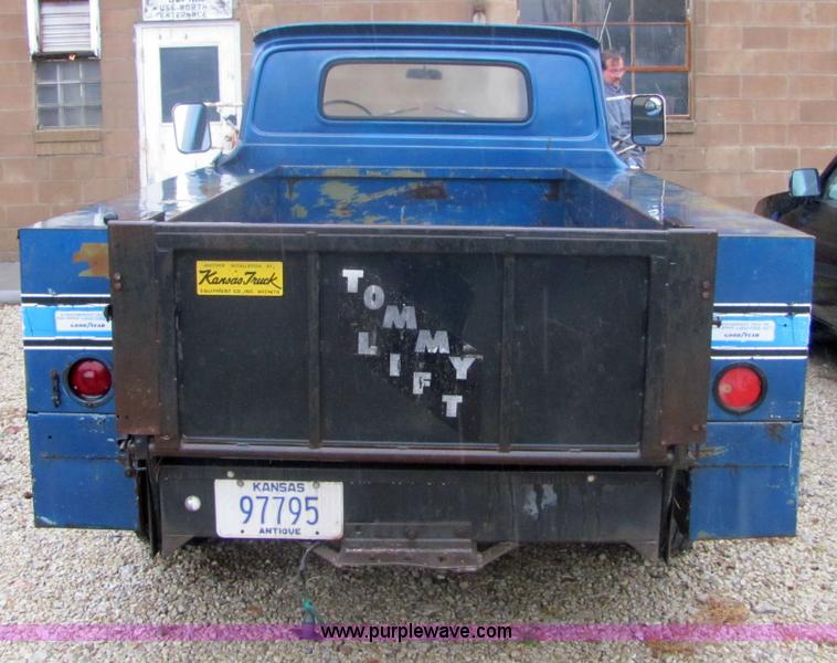 image for item 6363 1963 Chevrolet C-20 pickup truck