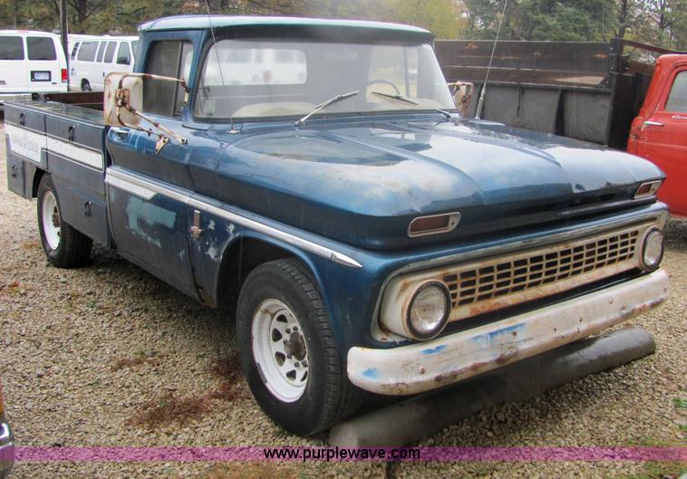 image for item 6363 1963 Chevrolet C-20 pickup truck