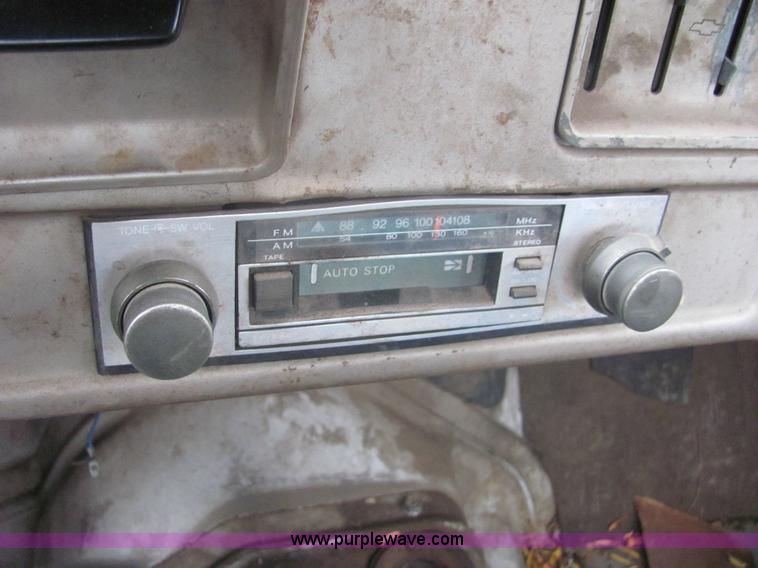 image for item 6363 1963 Chevrolet C-20 pickup truck