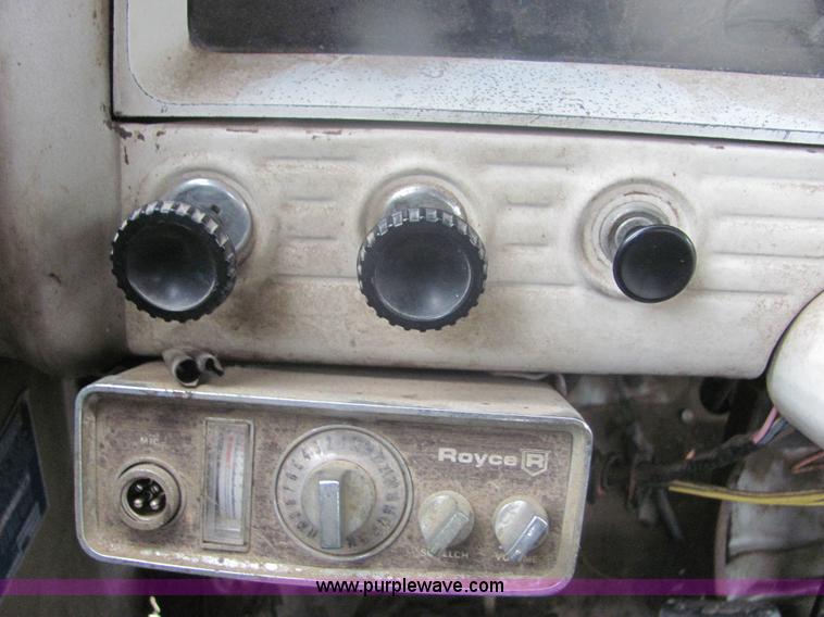 image for item 6363 1963 Chevrolet C-20 pickup truck