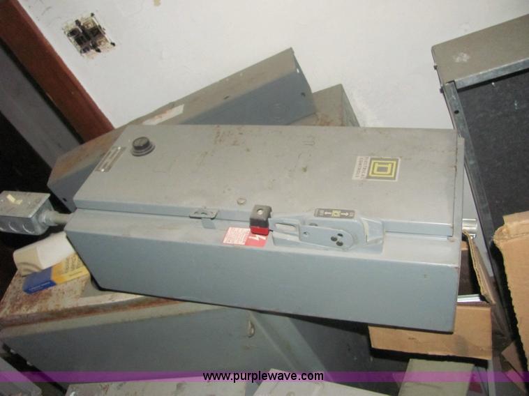 image for item 6364 (25) assorted heavy duty switches and electric pannels