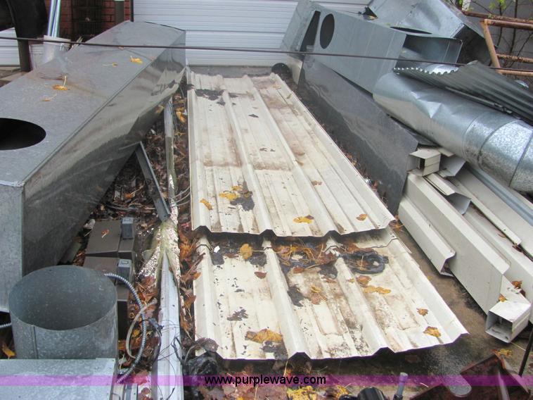 image for item 6367 40' x 60' steel building