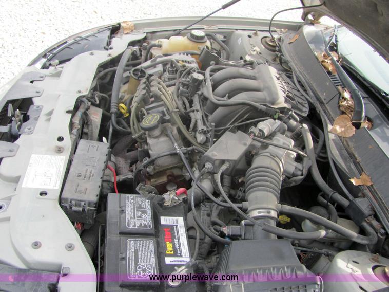 image for item 6368 2005 Ford Taurus SEL