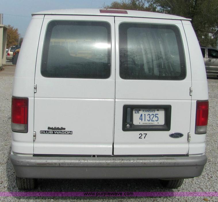 image for item 6369 1998 Ford Club Wagon E150 van