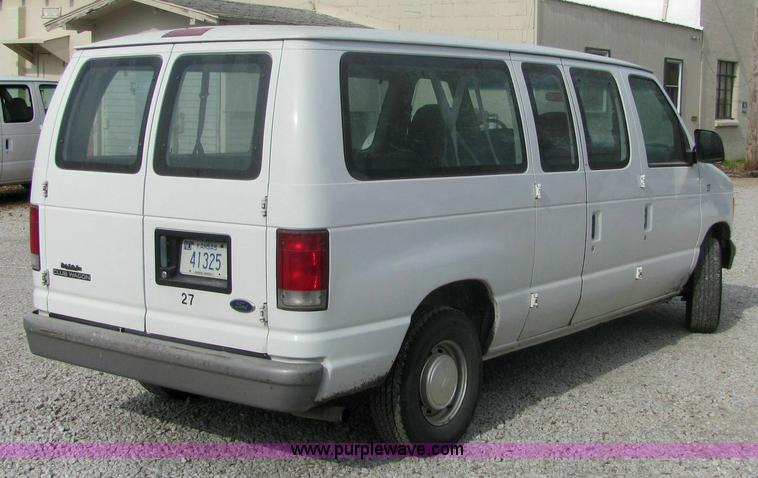 image for item 6369 1998 Ford Club Wagon E150 van