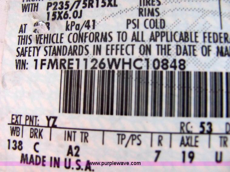 image for item 6369 1998 Ford Club Wagon E150 van