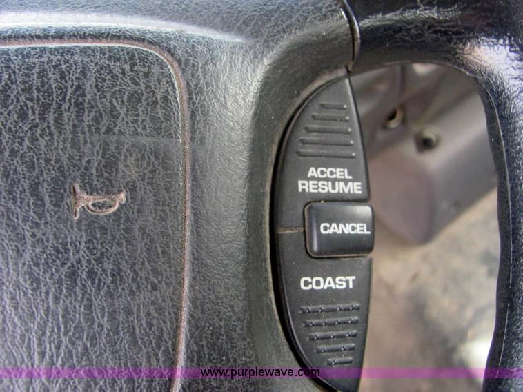 image for item 6372 2001 Dodge Ram 2500 pickup truck