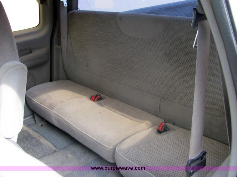 image for item 6373 1997 Ford F150 XLT pickup truck