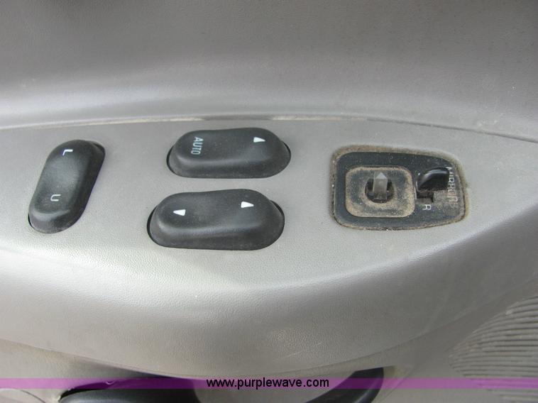 image for item 6373 1997 Ford F150 XLT pickup truck