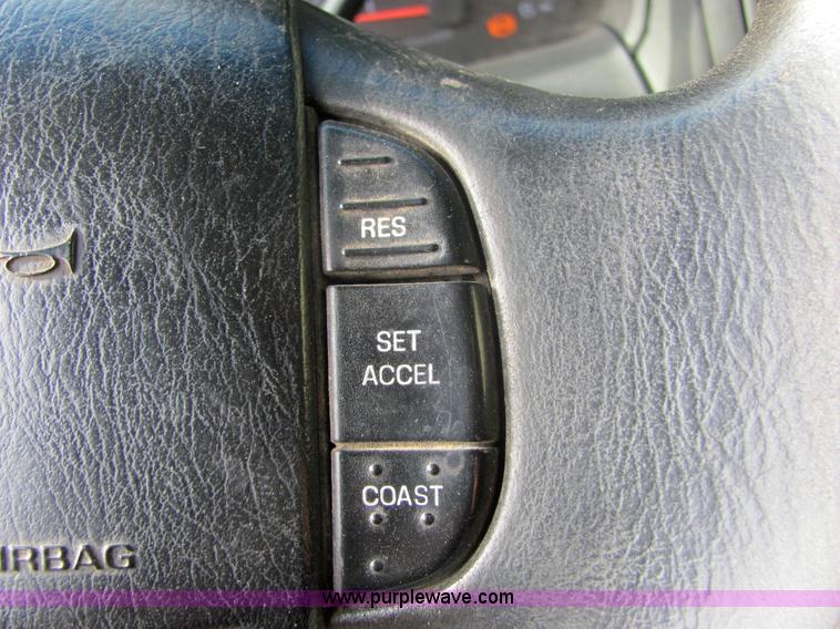 image for item 6373 1997 Ford F150 XLT pickup truck