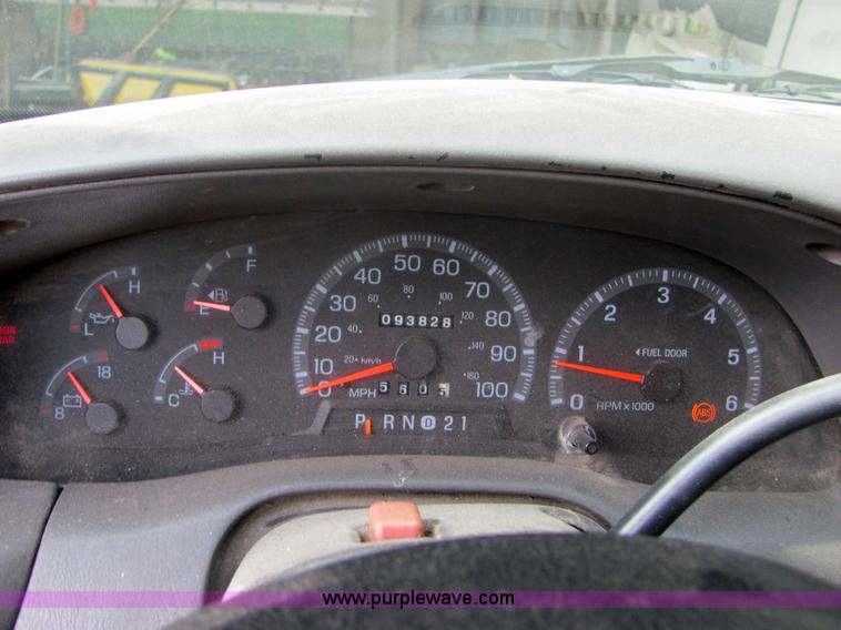 image for item 6373 1997 Ford F150 XLT pickup truck