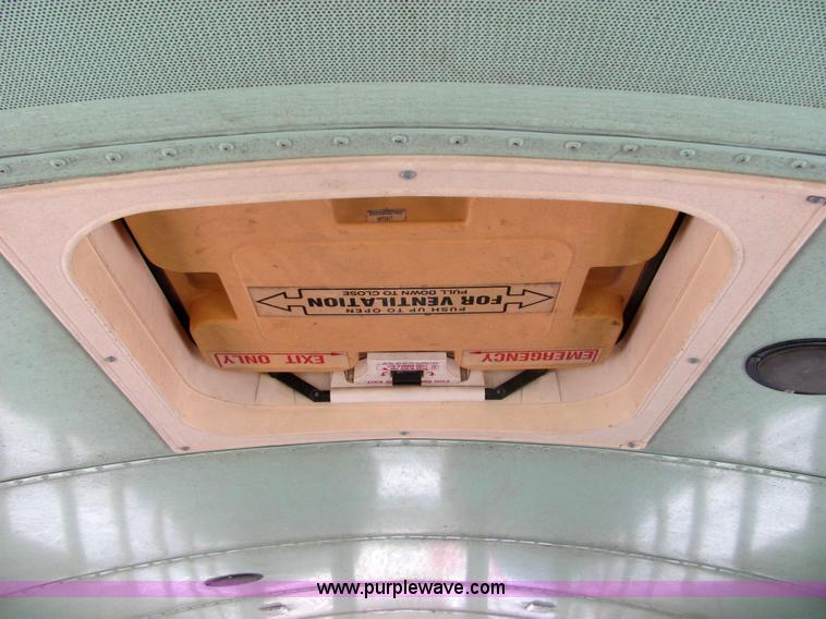 image for item 6374 1992 Ford B700 Thomas Built school bus