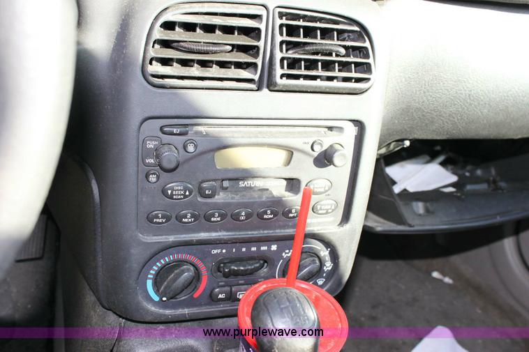 image for item 6377 2002 Saturn SL1