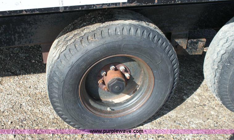 image for item 6389 1990 Redi Haul 16' tandem axle dump trailer