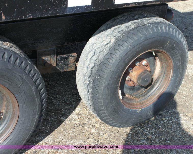 image for item 6389 1990 Redi Haul 16' tandem axle dump trailer