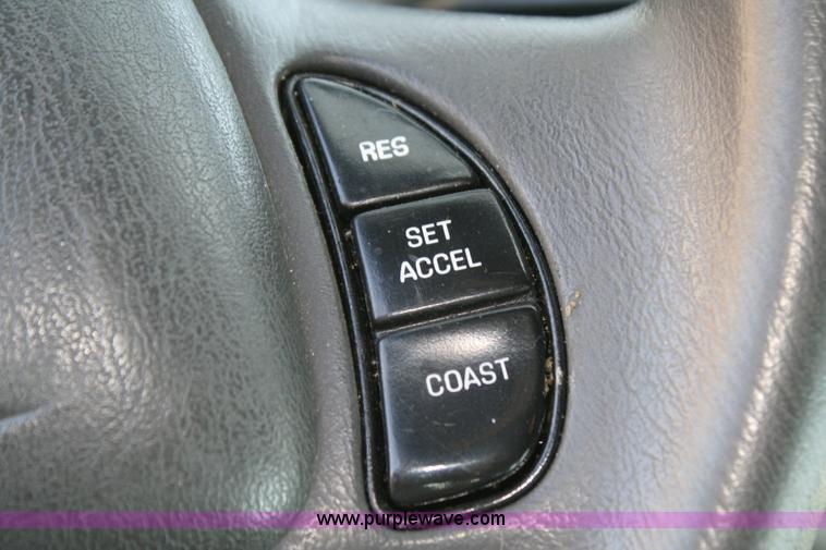 image for item 6419 2004 Ford Crown Victoria Police Interceptor