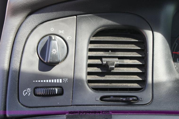 image for item 6419 2004 Ford Crown Victoria Police Interceptor