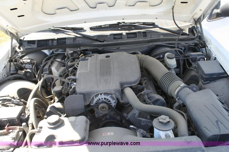 image for item 6419 2004 Ford Crown Victoria Police Interceptor