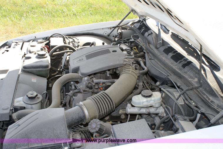 image for item 6419 2004 Ford Crown Victoria Police Interceptor