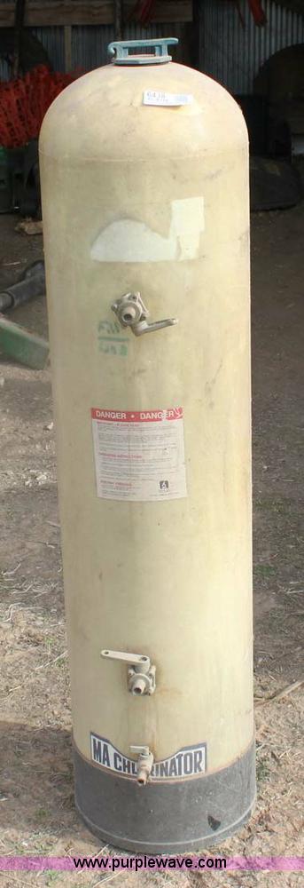 image for item 6438 MA chlorinator for swimming pool