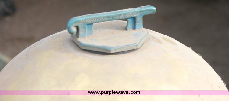 image for item 6438 MA chlorinator for swimming pool