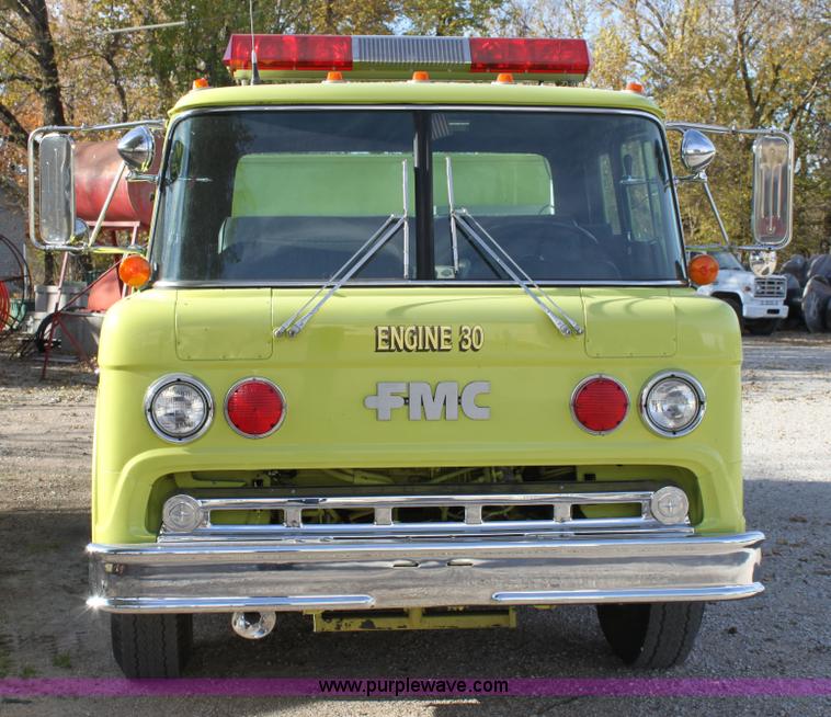 image for item 6688 1984 Ford FMC fire engine