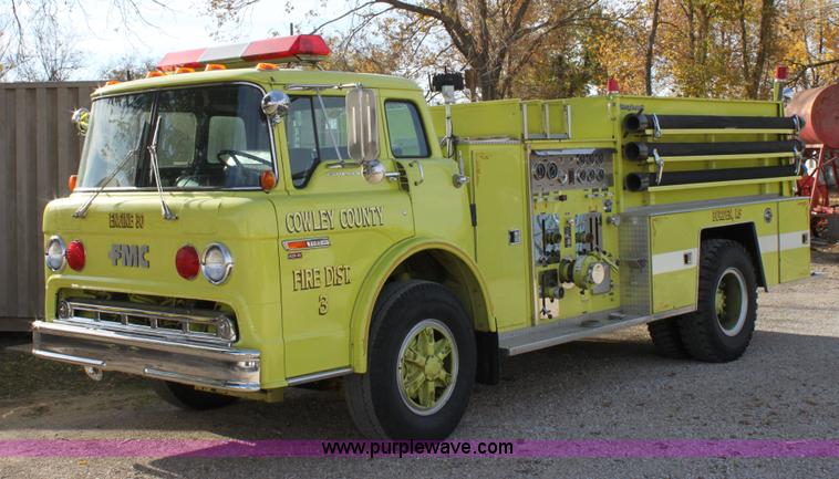 image for item 6688 1984 Ford FMC fire engine