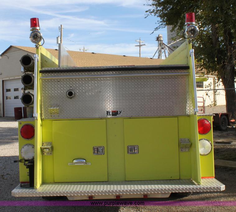 image for item 6688 1984 Ford FMC fire engine