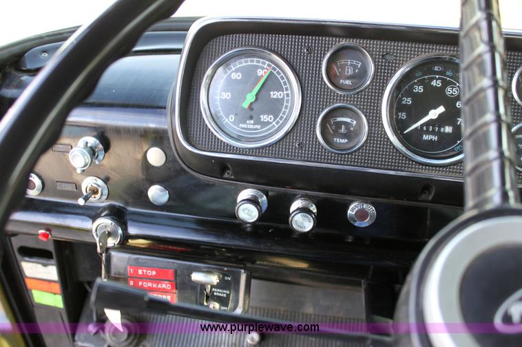 image for item 6688 1984 Ford FMC fire engine