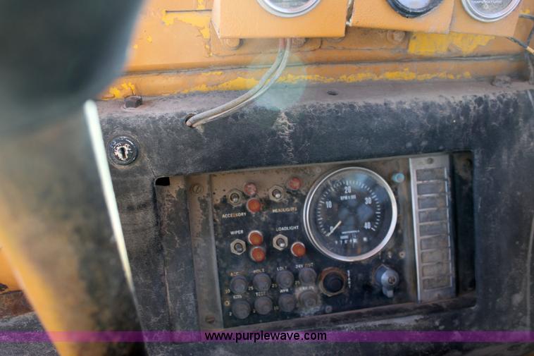 image for item 6688 1984 Ford FMC fire engine