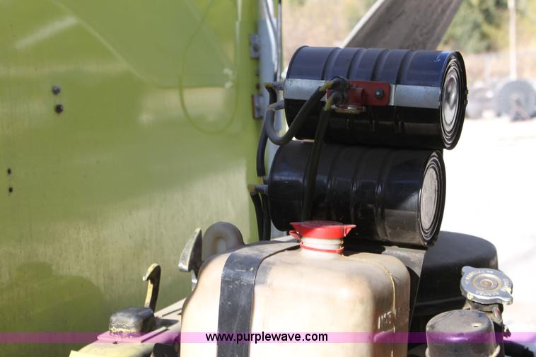 image for item 6688 1984 Ford FMC fire engine