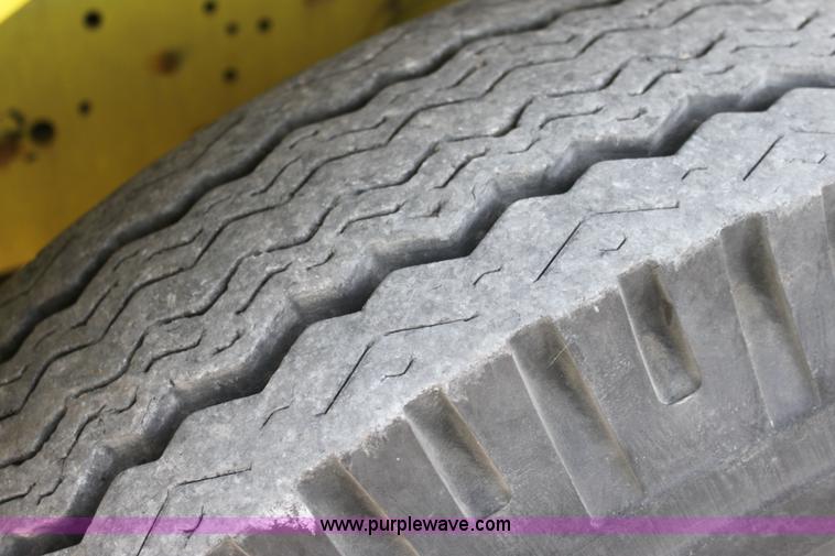 image for item 6688 1984 Ford FMC fire engine