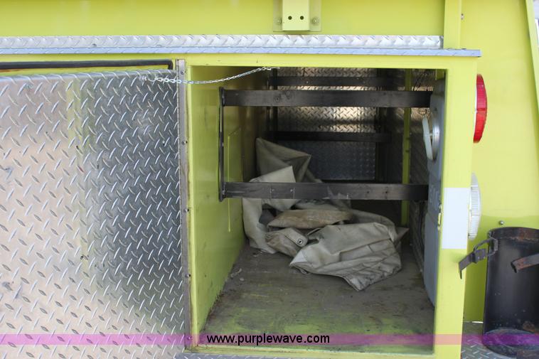 image for item 6688 1984 Ford FMC fire engine