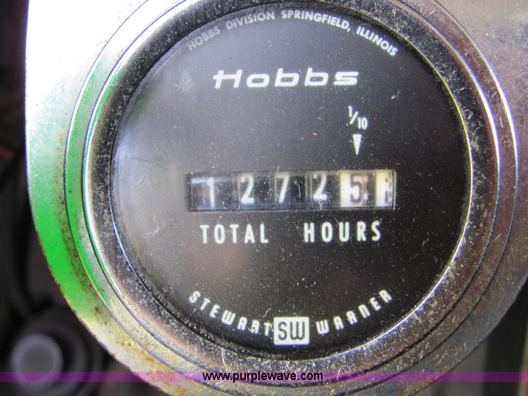 image for item 7055 1973 Ford F750 custom cab fire engine