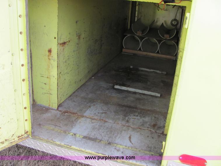 image for item 7055 1973 Ford F750 custom cab fire engine