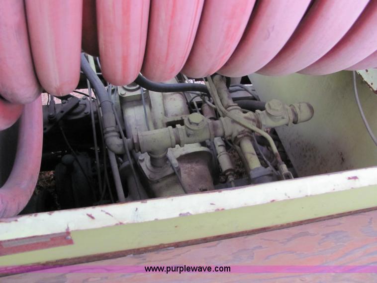 image for item 7055 1973 Ford F750 custom cab fire engine