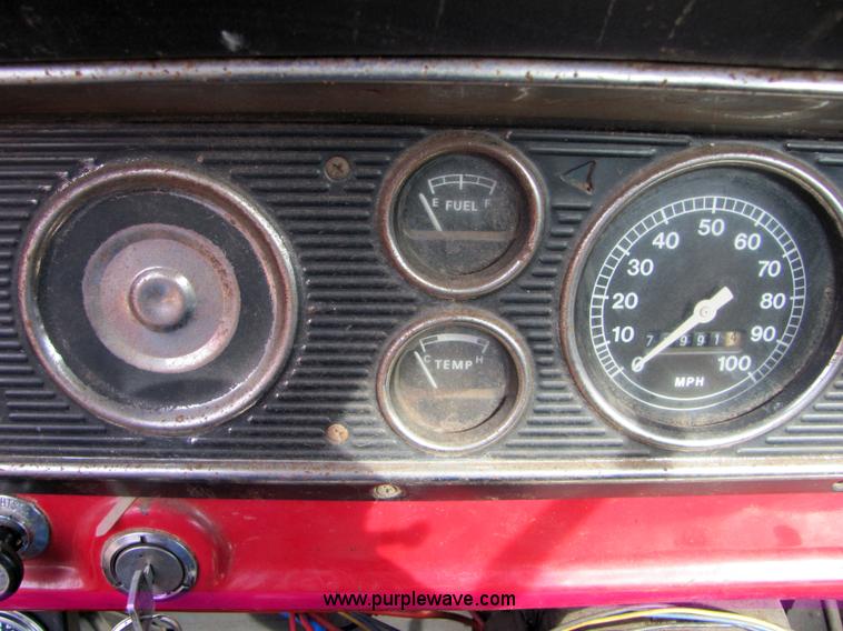 image for item 7056 1978 Ford F600 custom cab fire truck