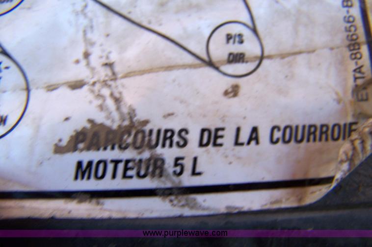 image for item 7400 1987 Ford F150 pickup truck