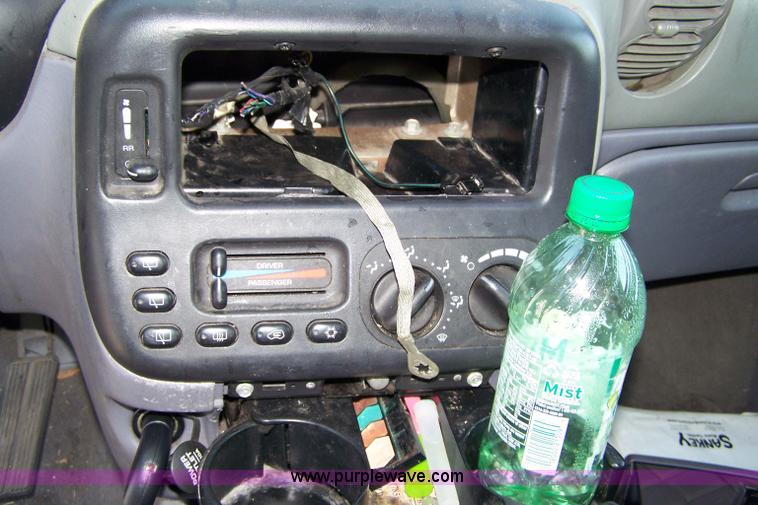 image for item 7445 1999 Plymouth Grand Voyager SE van