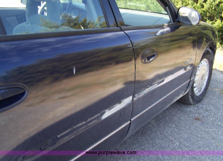 image for item 7456 1999 Buick Regal LS