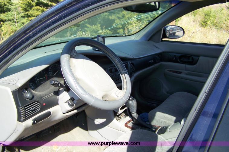 image for item 7456 1999 Buick Regal LS