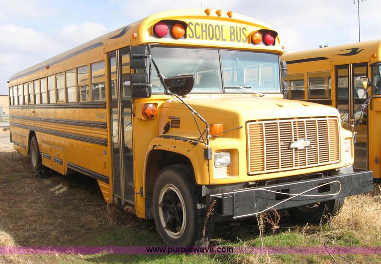 image for item 9183 1996 Chevrolet B7 Blue Bird school bus