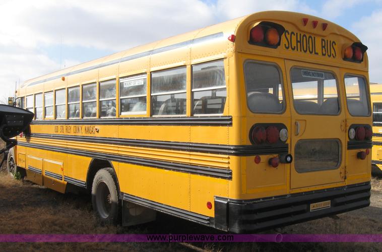 image for item 9184 1998 Chevrolet B7 Blue Bird school bus