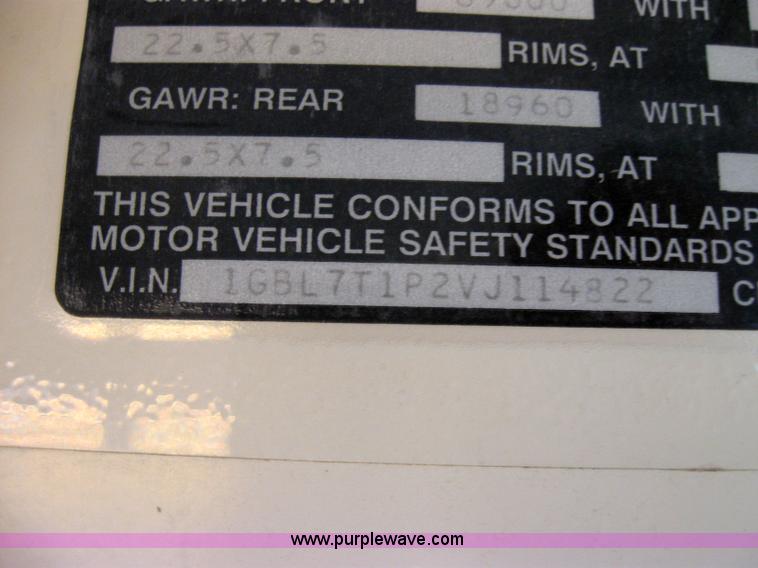 image for item 9184 1998 Chevrolet B7 Blue Bird school bus