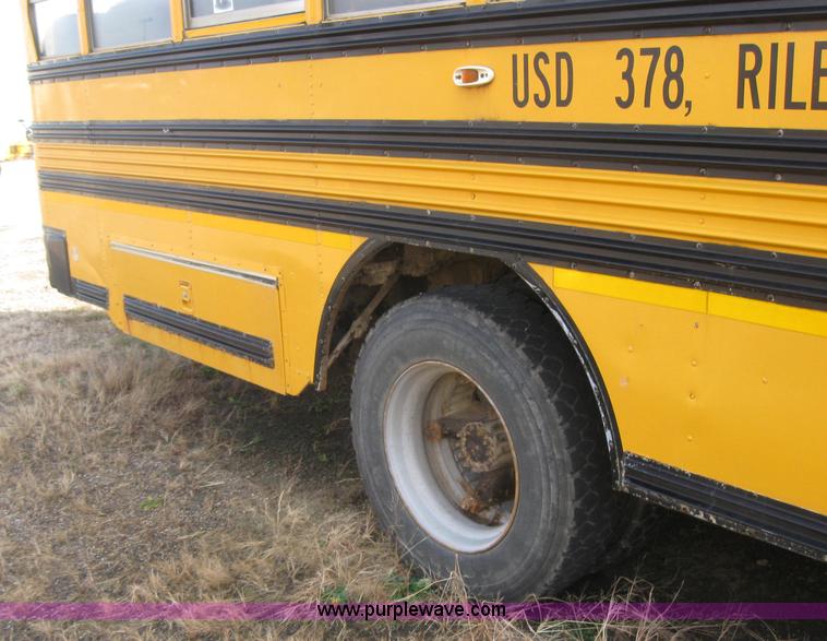 image for item 9184 1998 Chevrolet B7 Blue Bird school bus